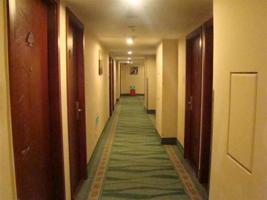 Greentree Inn Shanghai Hongqiao Airport Apartment Hotel Екстериор снимка